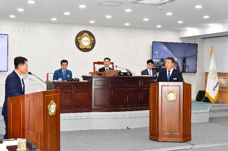 제306회 함평군의회 임시회 제2차 본회의(2025.10.22.)